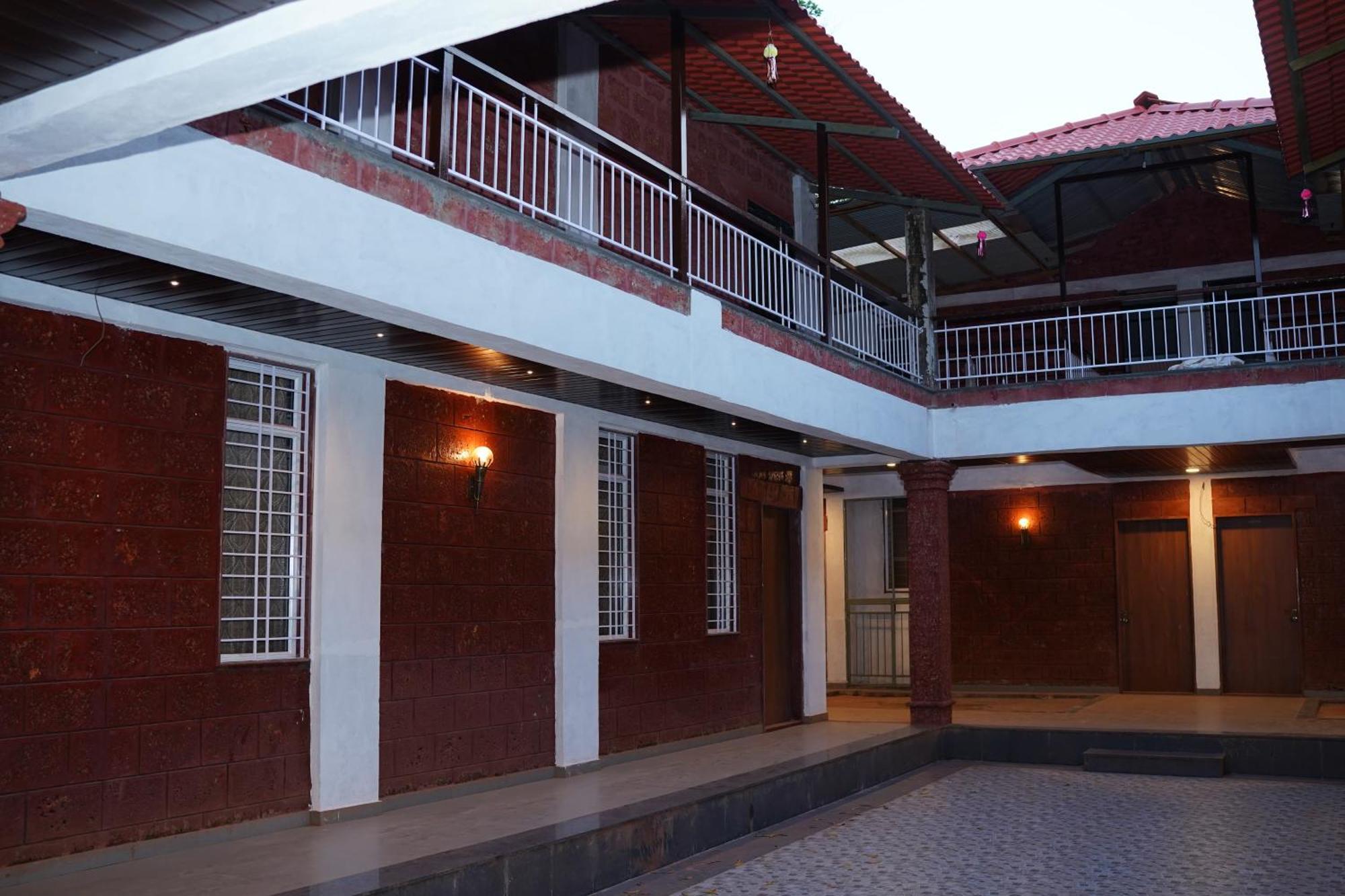 Vanvarsha Resort Chandoli Exterior photo